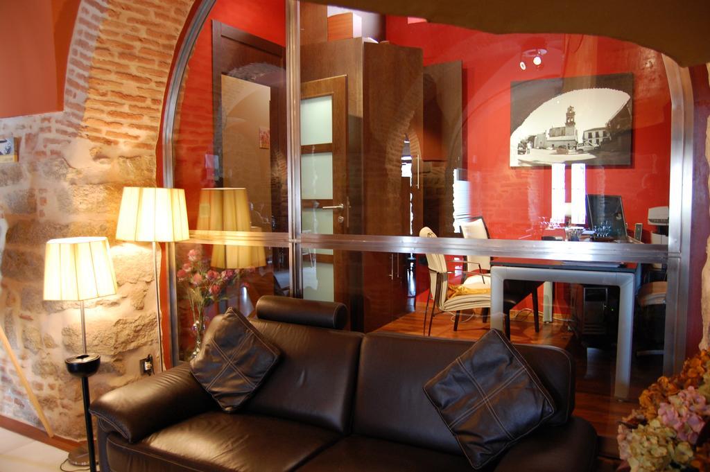 Hotel Los Usias Dos Torres Bagian luar foto